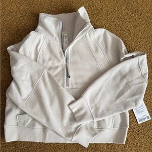 Women’s NWT Lululemon Off-White Half-Zip Scuba